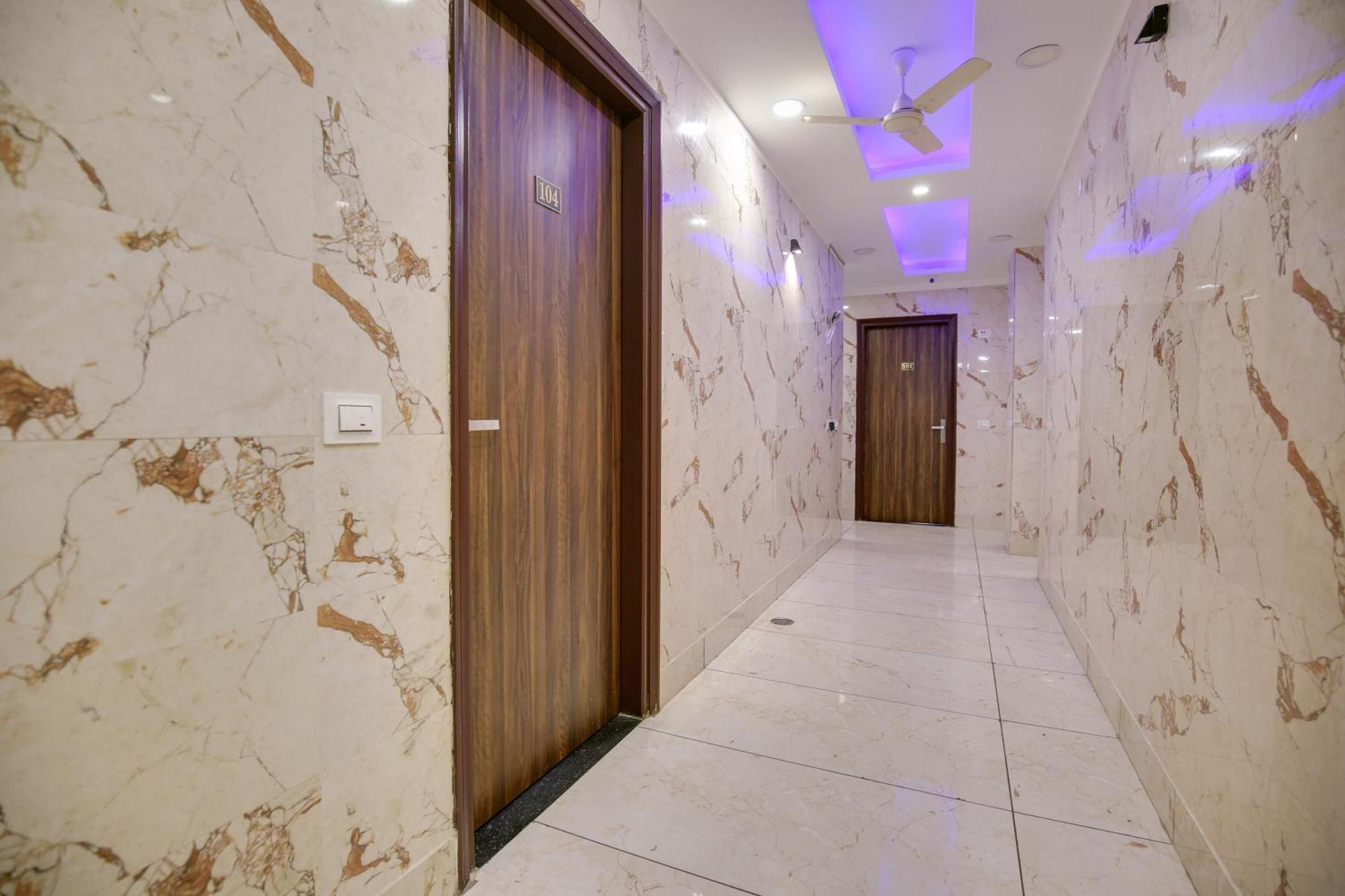 Mohali Hotel O Royal מראה חיצוני תמונה