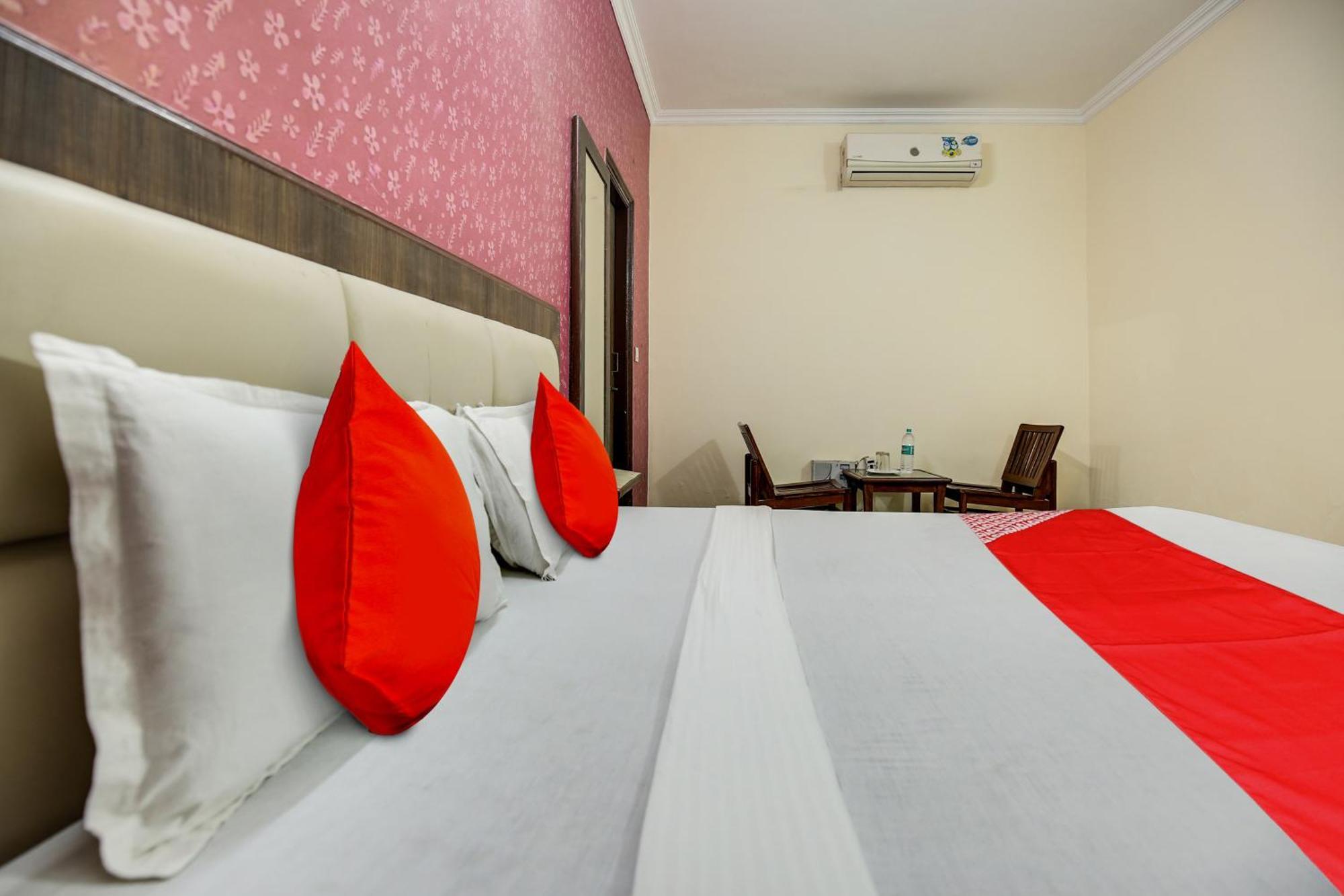 Mohali Hotel O Royal מראה חיצוני תמונה