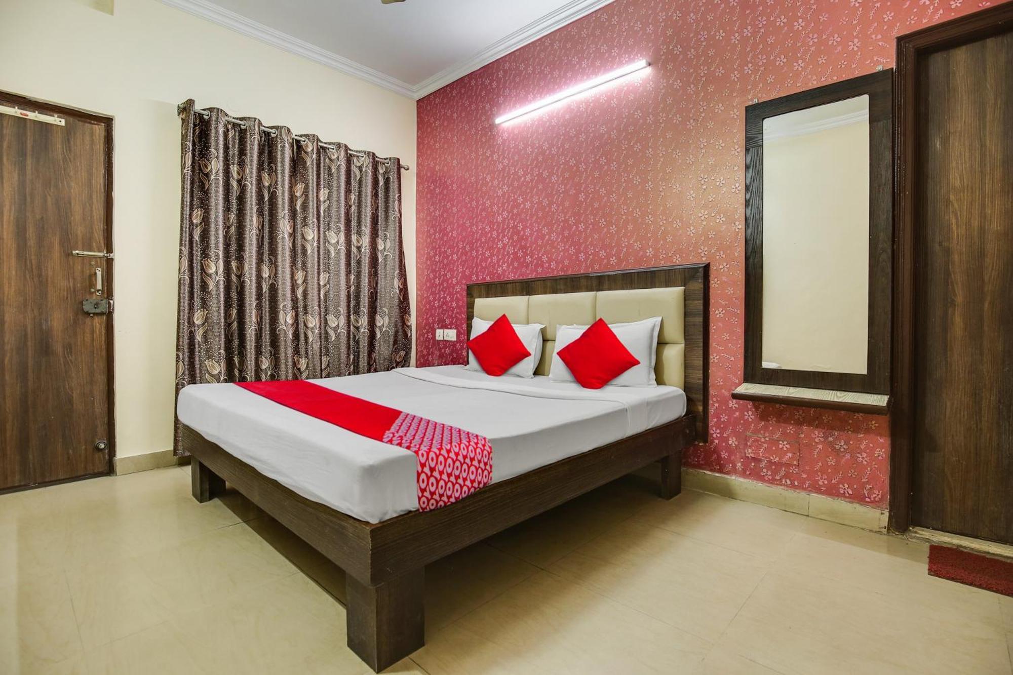 Mohali Hotel O Royal מראה חיצוני תמונה